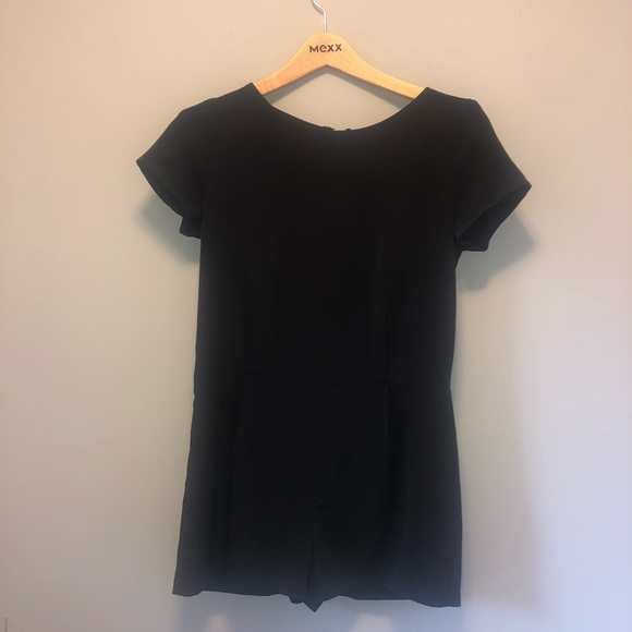 Urban Outfitters Structured Black Romper - Picture 3 of 5